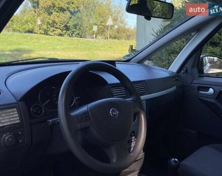 Опель Мерива 2006 в Вознесенске на Automoto.ua Серый Опель Мерива, объемом двигателя 1.6 л и пробегом 126 тыс. км за 5000 $, фото 7 на Automoto.ua