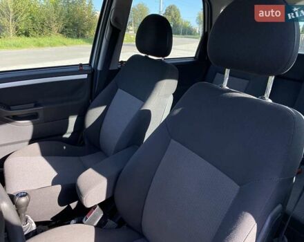 Опель Мерива 2006 в Вознесенске на Automoto.ua Серый Опель Мерива, объемом двигателя 1.6 л и пробегом 126 тыс. км за 5000 $, фото 9 на Automoto.ua