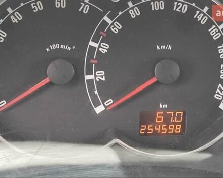 Сірий Опель Меріва, об'ємом двигуна 1.4 л та пробігом 255 тис. км за 3400 $, фото 12 на Automoto.ua