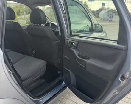 Серый Опель Мерива, объемом двигателя 1.6 л и пробегом 222 тыс. км за 3800 $, фото 14 на Automoto.ua