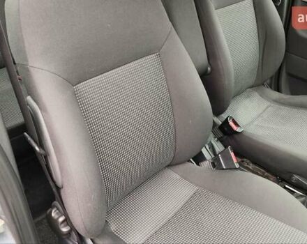 Сірий Опель Меріва, об'ємом двигуна 1.4 л та пробігом 255 тис. км за 3400 $, фото 18 на Automoto.ua