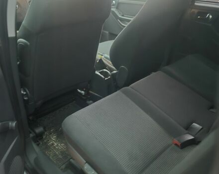 Серый Опель Мерива, объемом двигателя 1.6 л и пробегом 180 тыс. км за 5964 $, фото 4 на Automoto.ua