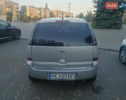Серый Опель Мерива, объемом двигателя 1.25 л и пробегом 290 тыс. км за 4200 $, фото 1 на Automoto.ua