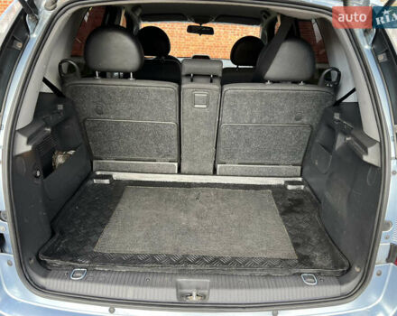 Серый Опель Мерива, объемом двигателя 1.4 л и пробегом 158 тыс. км за 4599 $, фото 42 на Automoto.ua