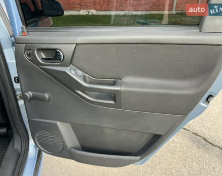 Серый Опель Мерива, объемом двигателя 1.4 л и пробегом 158 тыс. км за 4599 $, фото 37 на Automoto.ua