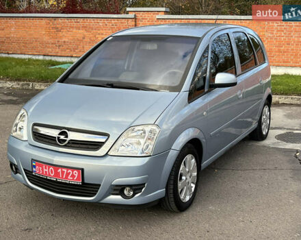 Серый Опель Мерива, объемом двигателя 1.4 л и пробегом 158 тыс. км за 4599 $, фото 5 на Automoto.ua
