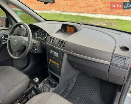 Серый Опель Мерива, объемом двигателя 1.4 л и пробегом 158 тыс. км за 4599 $, фото 41 на Automoto.ua