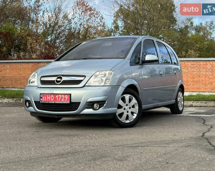 Серый Опель Мерива, объемом двигателя 1.4 л и пробегом 158 тыс. км за 4599 $, фото 2 на Automoto.ua