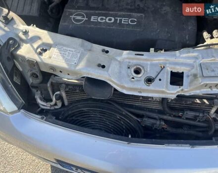 Сірий Опель Меріва, об'ємом двигуна 1.25 л та пробігом 235 тис. км за 5600 $, фото 19 на Automoto.ua