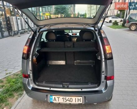 Сірий Опель Меріва, об'ємом двигуна 1.6 л та пробігом 267 тис. км за 5600 $, фото 20 на Automoto.ua
