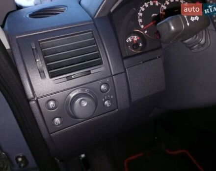 Сірий Опель Меріва, об'ємом двигуна 1.6 л та пробігом 267 тис. км за 5600 $, фото 25 на Automoto.ua