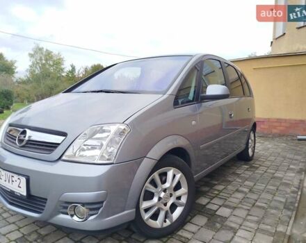 Сірий Опель Меріва, об'ємом двигуна 1.6 л та пробігом 180 тис. км за 5650 $, фото 1 на Automoto.ua
