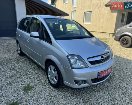 Сірий Опель Меріва, об'ємом двигуна 1.6 л та пробігом 151 тис. км за 5250 $, фото 4 на Automoto.ua