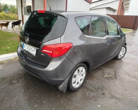 Серый Опель Мерива, объемом двигателя 1.7 л и пробегом 314 тыс. км за 5500 $, фото 3 на Automoto.ua