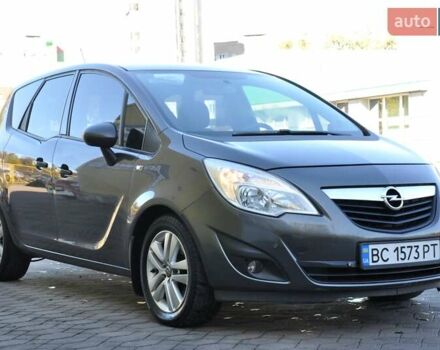 Серый Опель Мерива, объемом двигателя 1.69 л и пробегом 197 тыс. км за 6200 $, фото 6 на Automoto.ua