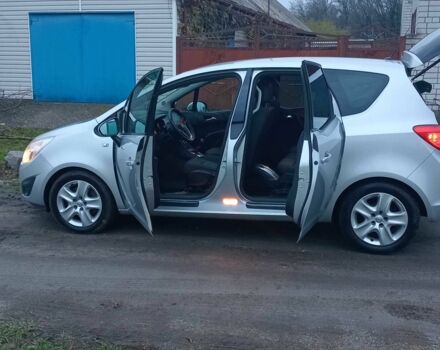 Сірий Опель Меріва, об'ємом двигуна 1.7 л та пробігом 135 тис. км за 7500 $, фото 6 на Automoto.ua