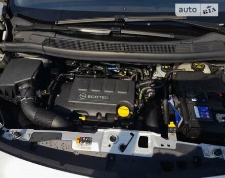 Сірий Опель Меріва, об'ємом двигуна 1.4 л та пробігом 187 тис. км за 8800 $, фото 52 на Automoto.ua