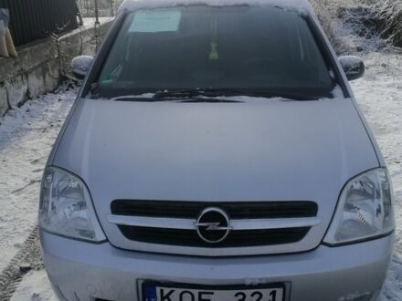 Серый Опель Мерива, объемом двигателя 0 л и пробегом 238 тыс. км за 2500 $, фото 1 на Automoto.ua