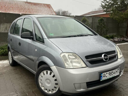 Сірий Опель Меріва, об'ємом двигуна 1.6 л та пробігом 220 тис. км за 3299 $, фото 1 на Automoto.ua