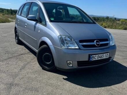 Серый Опель Мерива, объемом двигателя 1.6 л и пробегом 230 тыс. км за 4500 $, фото 1 на Automoto.ua