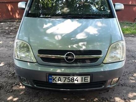 Опель Меріва 2004 у Конотопе на Automoto.ua Сірий Опель Меріва, об'ємом двигуна 0 л та пробігом 233 тис. км за 4500 $, фото 1 на Automoto.ua