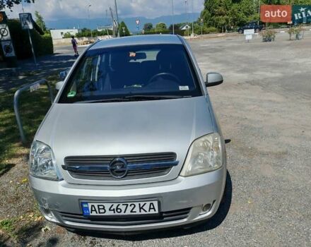 Серый Опель Мерива, объемом двигателя 1.6 л и пробегом 160 тыс. км за 3500 $, фото 1 на Automoto.ua
