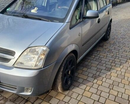 Серый Опель Мерива, объемом двигателя 1.6 л и пробегом 252 тыс. км за 3800 $, фото 1 на Automoto.ua