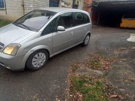 Серый Опель Мерива, объемом двигателя 1.8 л и пробегом 200 тыс. км за 4100 $, фото 1 на Automoto.ua