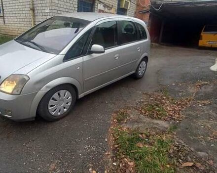 Сірий Опель Меріва, об'ємом двигуна 1.8 л та пробігом 200 тис. км за 4100 $, фото 1 на Automoto.ua