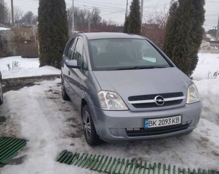 Сірий Опель Меріва, об'ємом двигуна 1.6 л та пробігом 195 тис. км за 3999 $, фото 1 на Automoto.ua