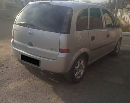 Серый Опель Мерива, объемом двигателя 1.6 л и пробегом 215 тыс. км за 3600 $, фото 1 на Automoto.ua