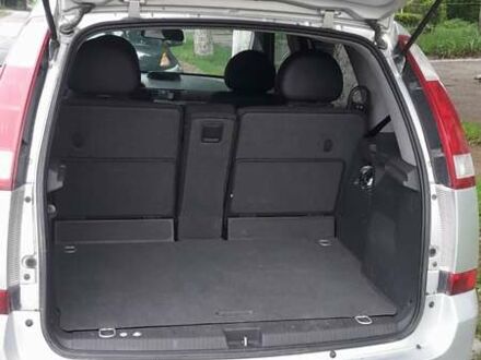 Опель Меріва 2004 у Каменце-Подольском на Automoto.ua Сірий Опель Меріва, об'ємом двигуна 1.6 л та пробігом 170 тис. км за 4200 $, фото 1 на Automoto.ua