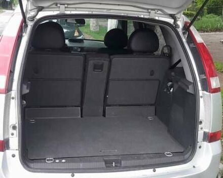 Серый Опель Мерива, объемом двигателя 1.6 л и пробегом 170 тыс. км за 4200 $, фото 1 на Automoto.ua