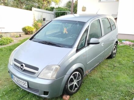 Серый Опель Мерива, объемом двигателя 1.7 л и пробегом 343 тыс. км за 1900 $, фото 1 на Automoto.ua