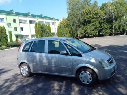Сірий Опель Меріва, об'ємом двигуна 1.6 л та пробігом 163 тис. км за 4400 $, фото 1 на Automoto.ua