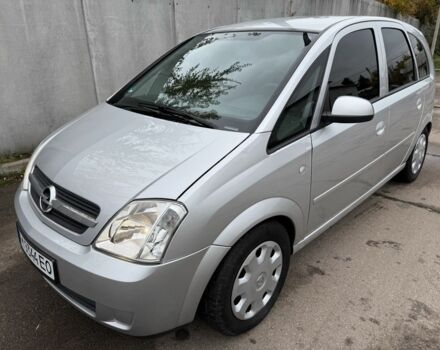 Серый Опель Мерива, объемом двигателя 1.4 л и пробегом 226 тыс. км за 3950 $, фото 1 на Automoto.ua