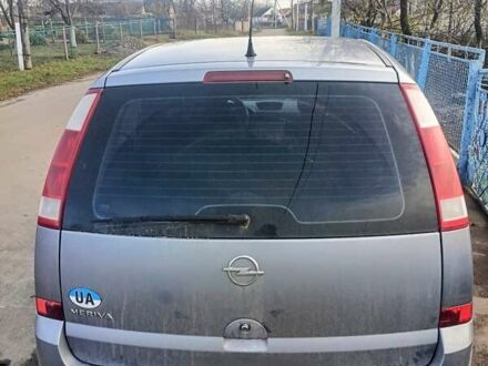Опель Мерива 2005 в Луцке на Automoto.ua Серый Опель Мерива, объемом двигателя 1.4 л и пробегом 219 тыс. км за 4000 $, фото 1 на Automoto.ua
