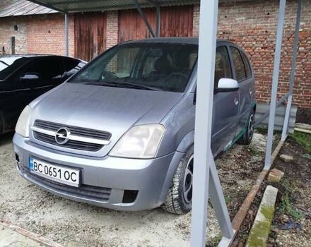 Серый Опель Мерива, объемом двигателя 1.7 л и пробегом 343 тыс. км за 1900 $, фото 1 на Automoto.ua