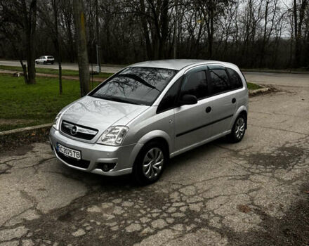 Сірий Опель Меріва, об'ємом двигуна 1.6 л та пробігом 260 тис. км за 4800 $, фото 1 на Automoto.ua