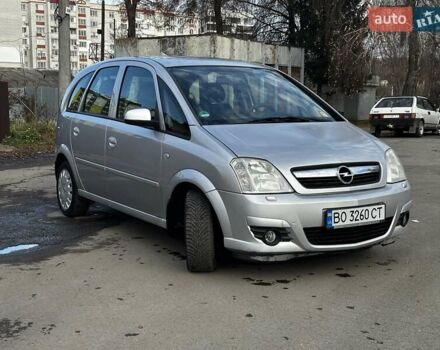 Серый Опель Мерива, объемом двигателя 1.36 л и пробегом 176 тыс. км за 3800 $, фото 1 на Automoto.ua