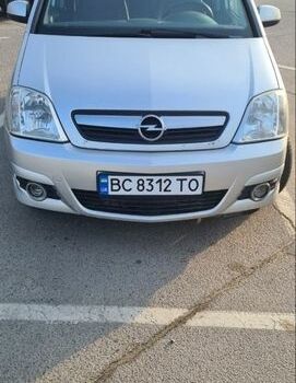 Серый Опель Мерива, объемом двигателя 1.6 л и пробегом 192 тыс. км за 4600 $, фото 1 на Automoto.ua