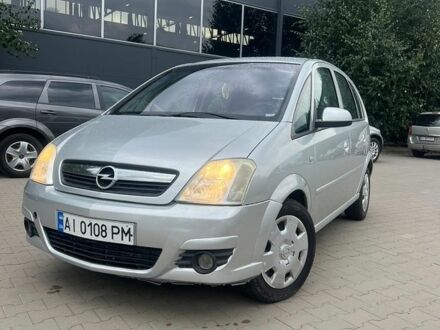 Сірий Опель Меріва, об'ємом двигуна 1.6 л та пробігом 206 тис. км за 3500 $, фото 1 на Automoto.ua