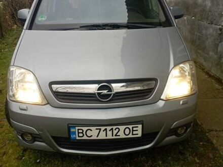 Сірий Опель Меріва, об'ємом двигуна 1.6 л та пробігом 176 тис. км за 4800 $, фото 1 на Automoto.ua