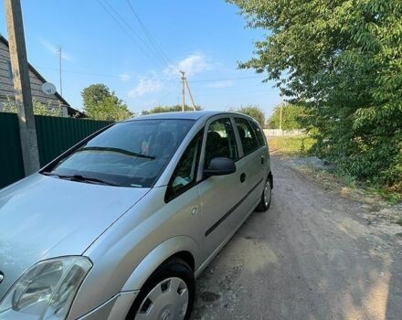 Сірий Опель Меріва, об'ємом двигуна 1.36 л та пробігом 300 тис. км за 3200 $, фото 1 на Automoto.ua