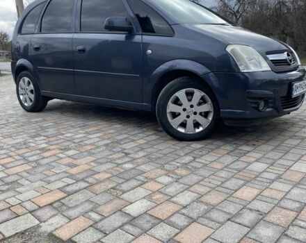 Сірий Опель Меріва, об'ємом двигуна 1.4 л та пробігом 265 тис. км за 3800 $, фото 1 на Automoto.ua