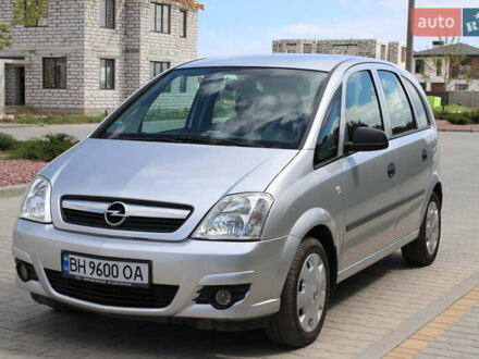 Серый Опель Мерива, объемом двигателя 1.6 л и пробегом 152 тыс. км за 4900 $, фото 1 на Automoto.ua