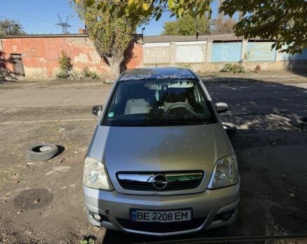 Сірий Опель Меріва, об'ємом двигуна 1.7 л та пробігом 150 тис. км за 3300 $, фото 1 на Automoto.ua