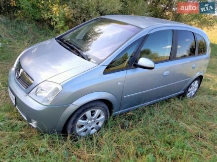 Сірий Опель Меріва, об'ємом двигуна 1.8 л та пробігом 228 тис. км за 4200 $, фото 1 на Automoto.ua