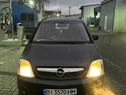 Серый Опель Мерива, объемом двигателя 1.8 л и пробегом 235 тыс. км за 3900 $, фото 1 на Automoto.ua
