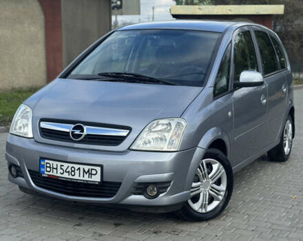 Серый Опель Мерива, объемом двигателя 1.6 л и пробегом 222 тыс. км за 3800 $, фото 1 на Automoto.ua